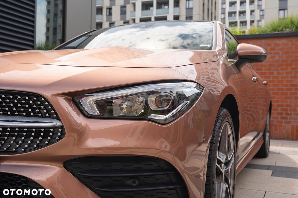 Mercedes-Benz CLA 250 e PHEV AMG Line 8G-DCT - 18