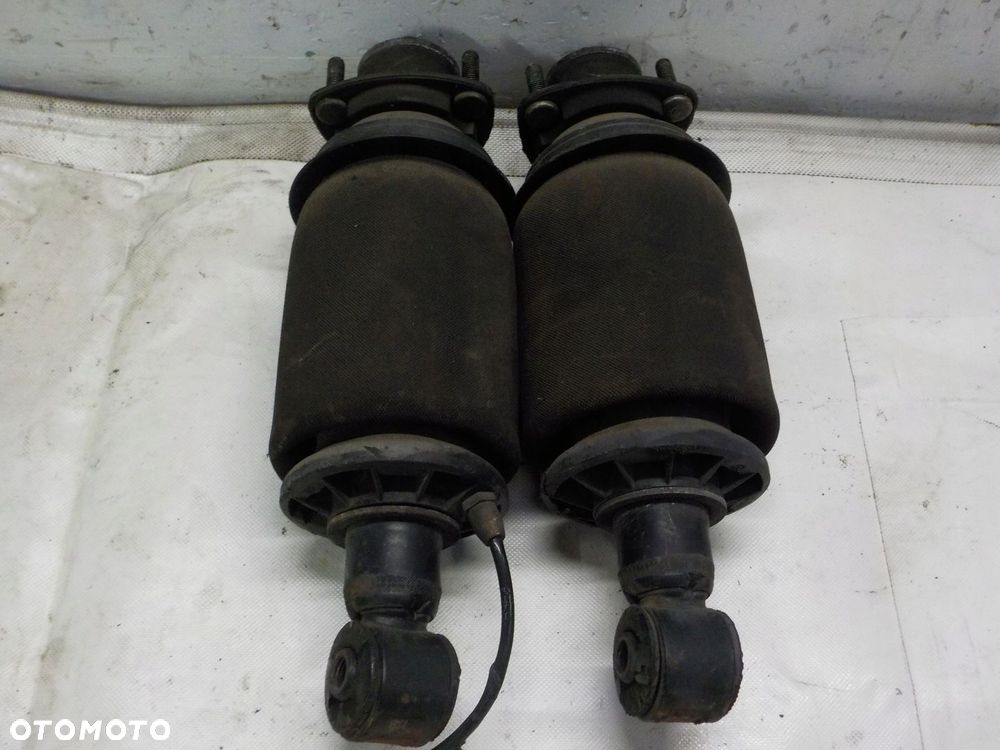 SCANIA R PODUSZKA KABINY TYŁ - 1