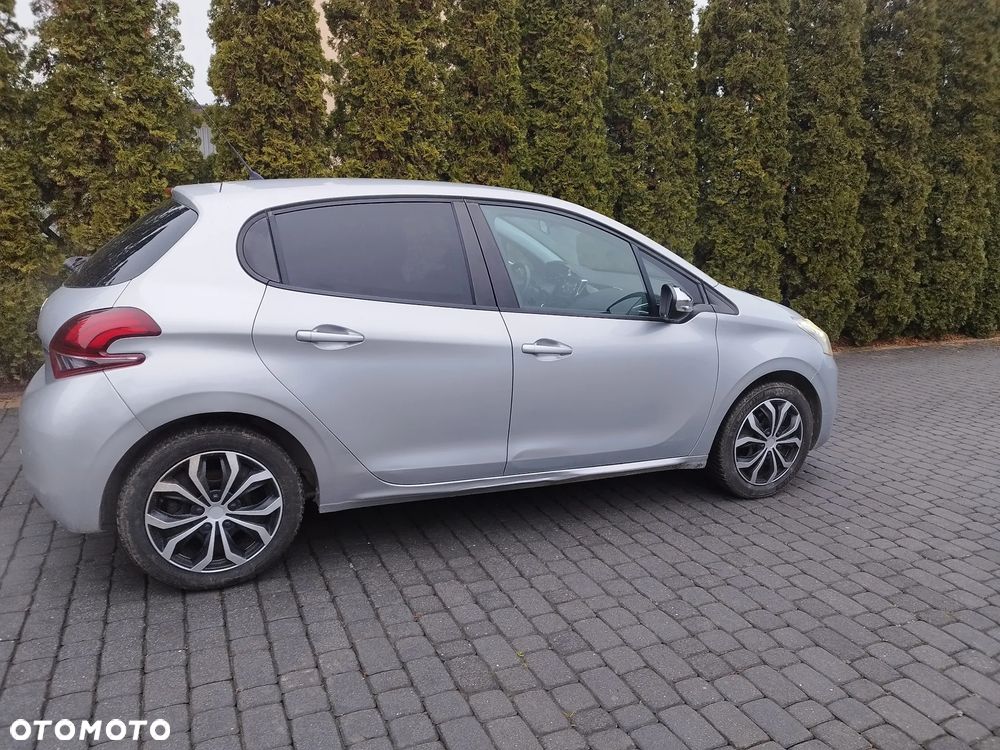 Peugeot 208 1.6 BlueHDi Active S&S - 4