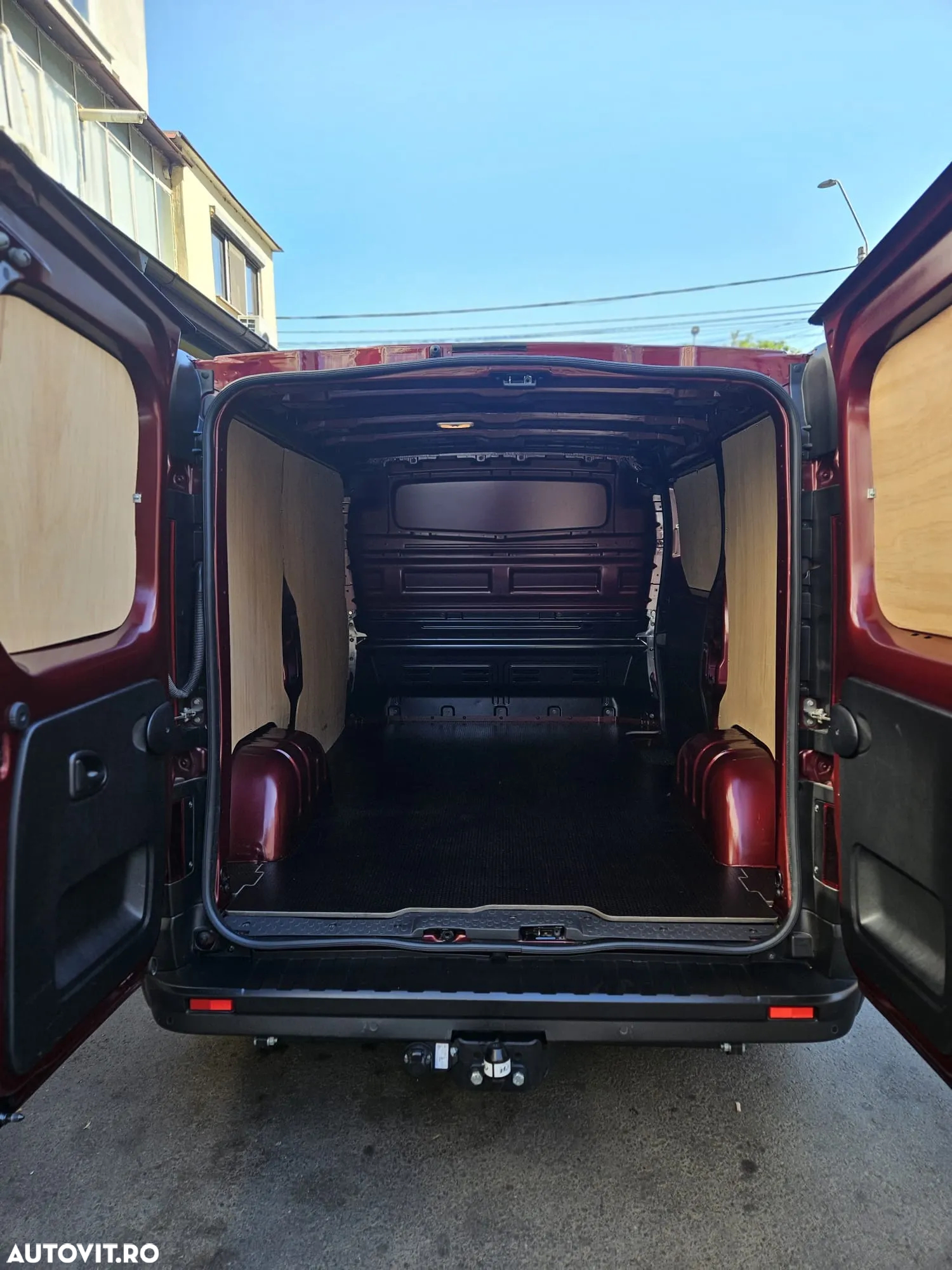 Renault Trafic - 16
