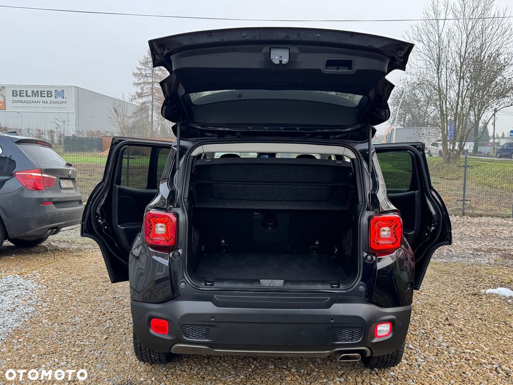 Jeep Renegade - 16