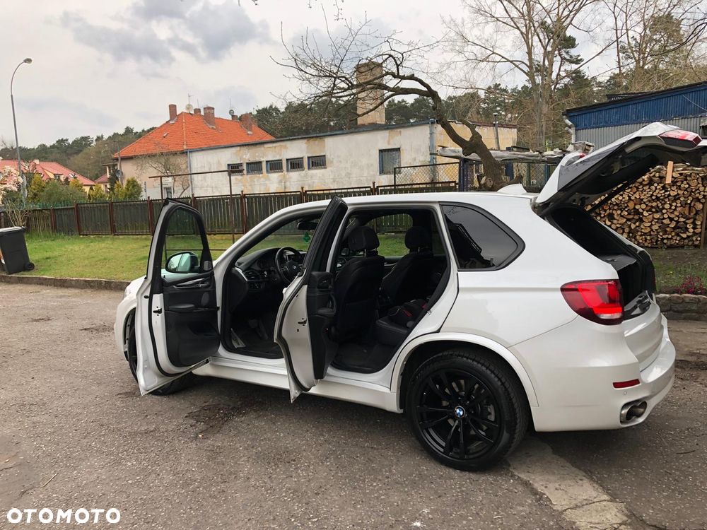 BMW X5 M M50d - 15
