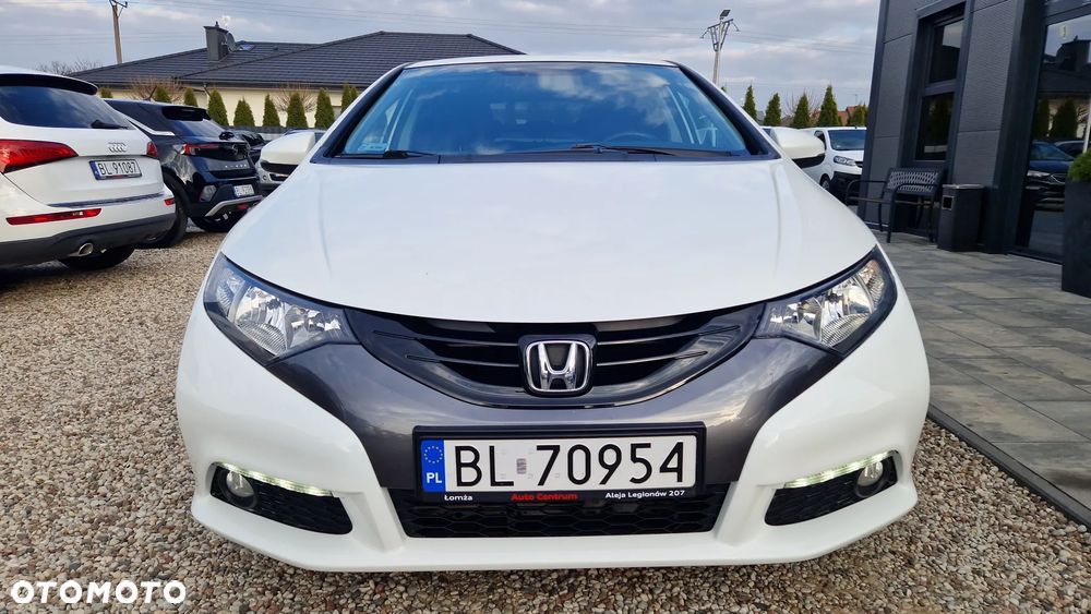 Honda Civic 1.8 i-VTEC Comfort Black Edition - 24