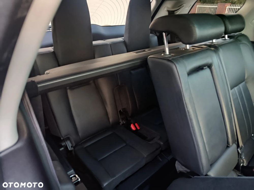 Land Rover Discovery Sport TD4 HSE Luxury - 29