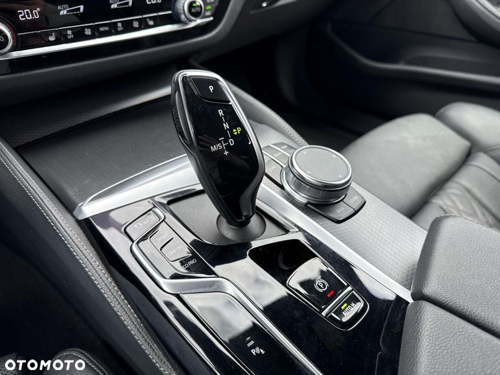 BMW Seria 5 - 13