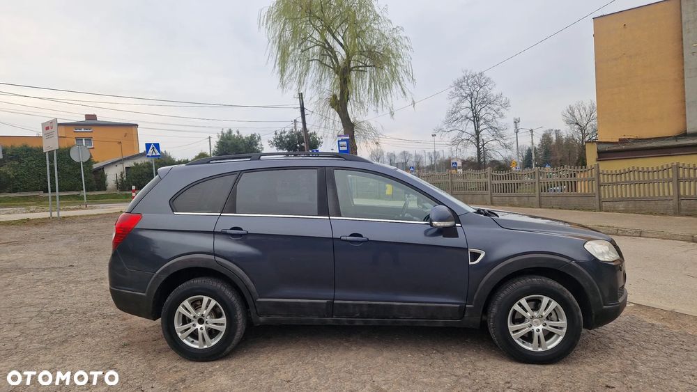 Chevrolet Captiva 2.0 4WD 7 Sitzer LT - 3