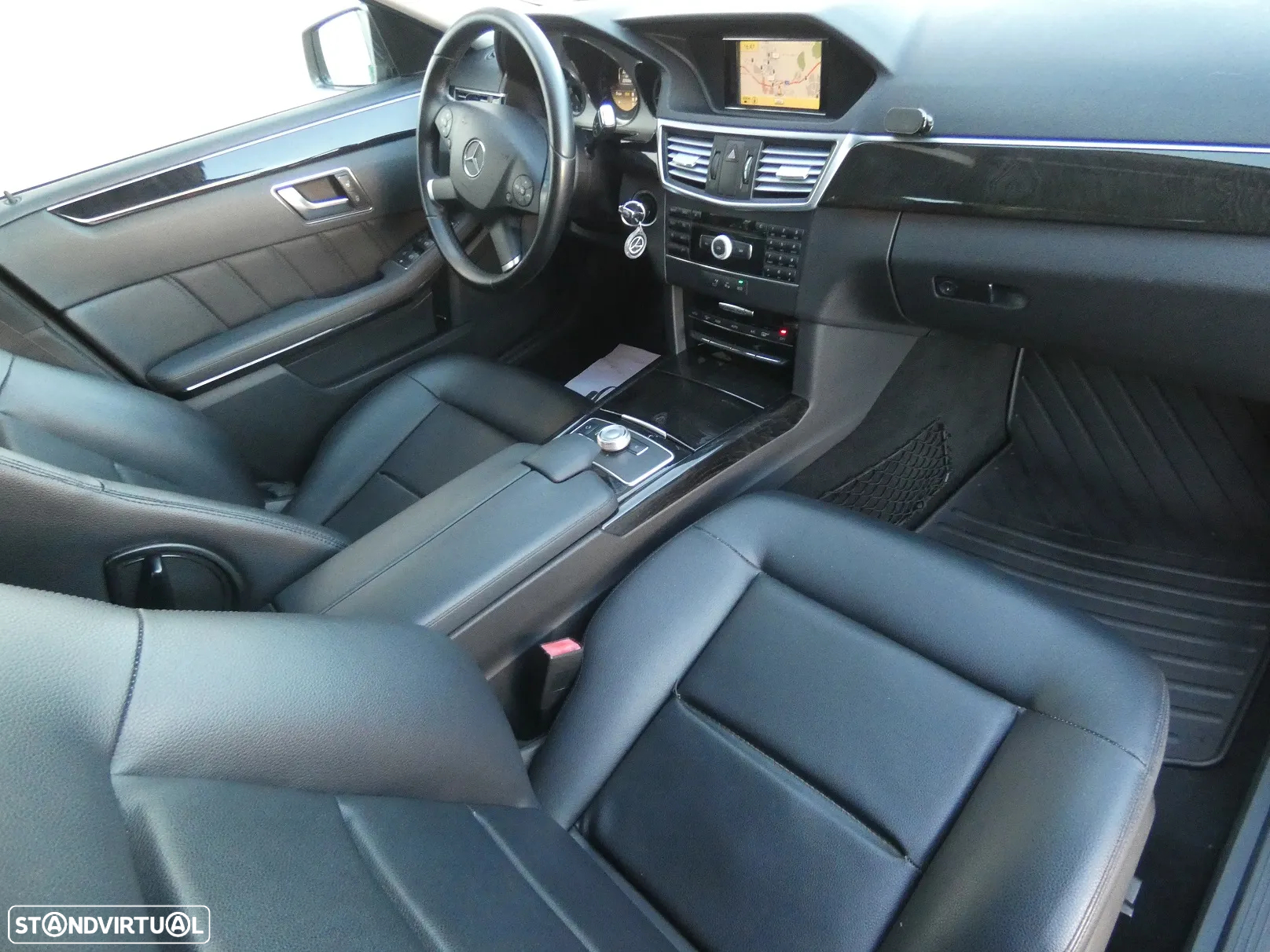 Mercedes-Benz E 250 CDi Avantgarde BlueEfficiency Auto. - 19