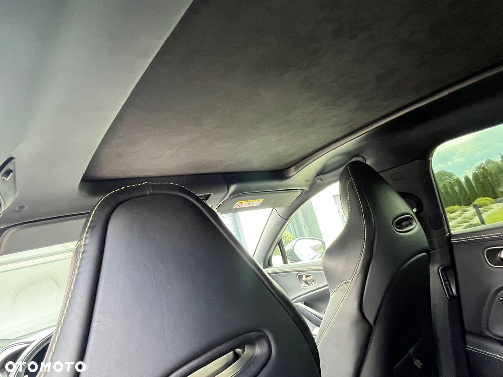 Aston Martin DBX707 - 21