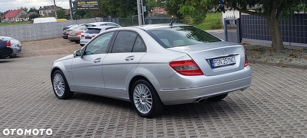 Mercedes-Benz Klasa C - 24