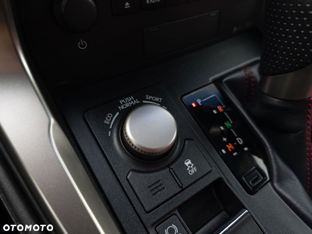 Lexus NX 200t F Sport AWD - 28