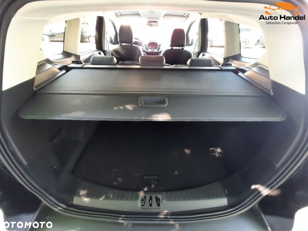 Ford Kuga 1.5 EcoBoost 2x4 Titanium - 14