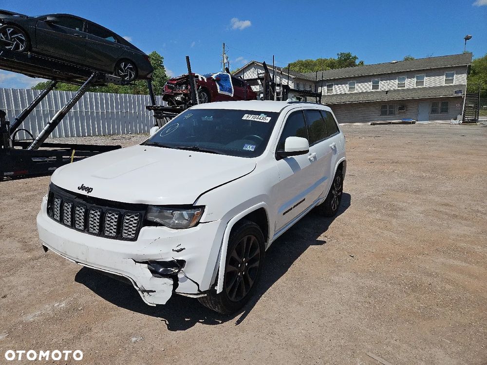 Jeep Grand Cherokee - 4