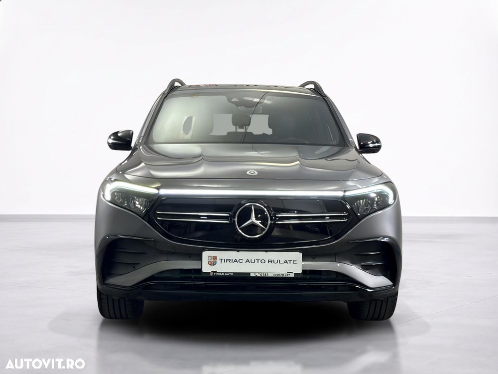 Mercedes-Benz EQB - 9