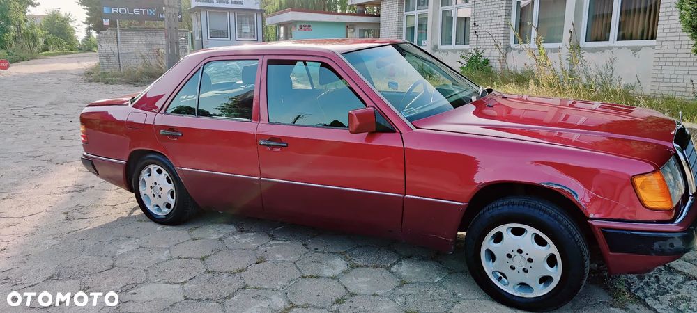 Mercedes-Benz W124 (1984-1993) - 29