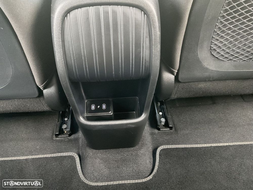 Hyundai Kauai 48.4 kWh Premium - 39