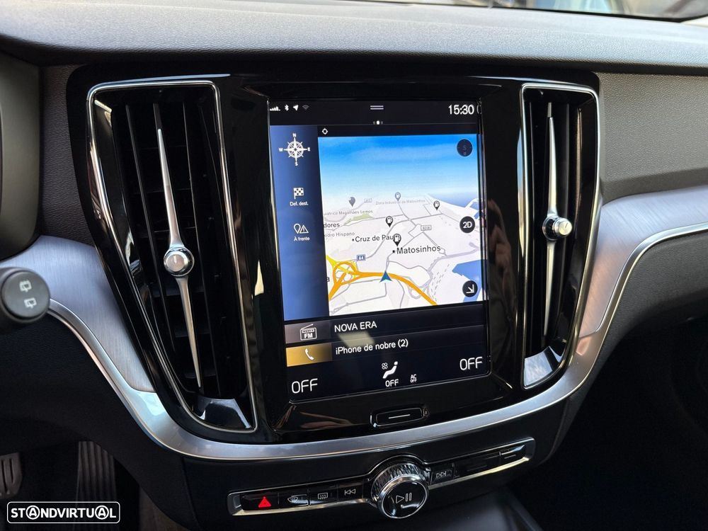 Volvo V60 2.0 D3 Momentum Plus - 9