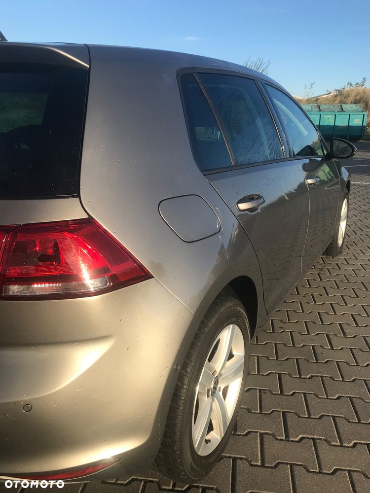Volkswagen Golf 1.6 TDI DPF Comfortline - 9
