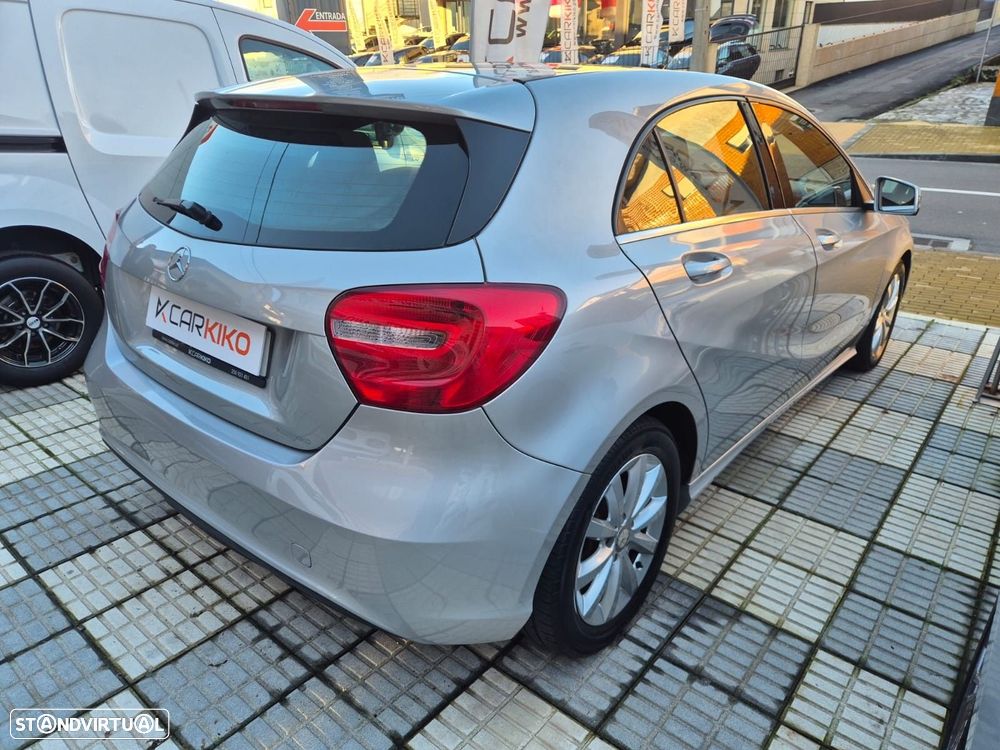 Mercedes-Benz A 180 - 4