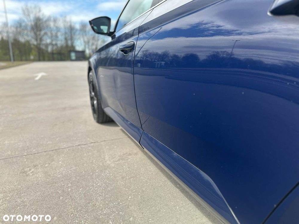 Skoda Superb 2.0 TDI Premium Edition - 16