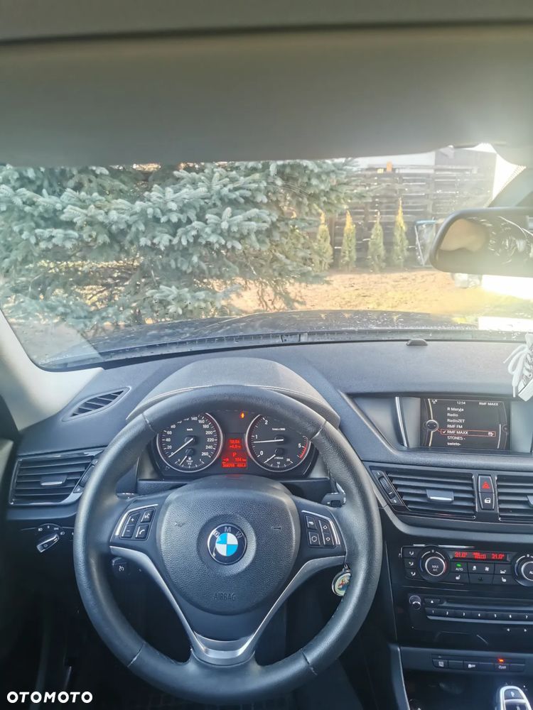 BMW X1 sDrive20d xLine - 19