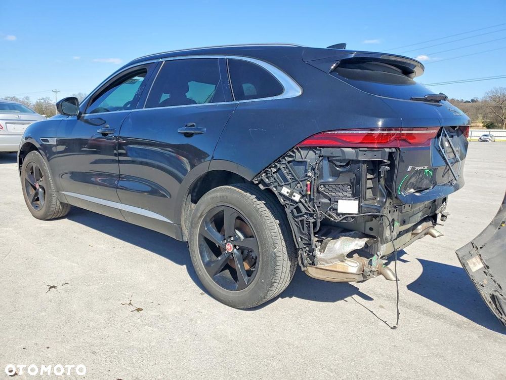 Jaguar F-Pace - 3