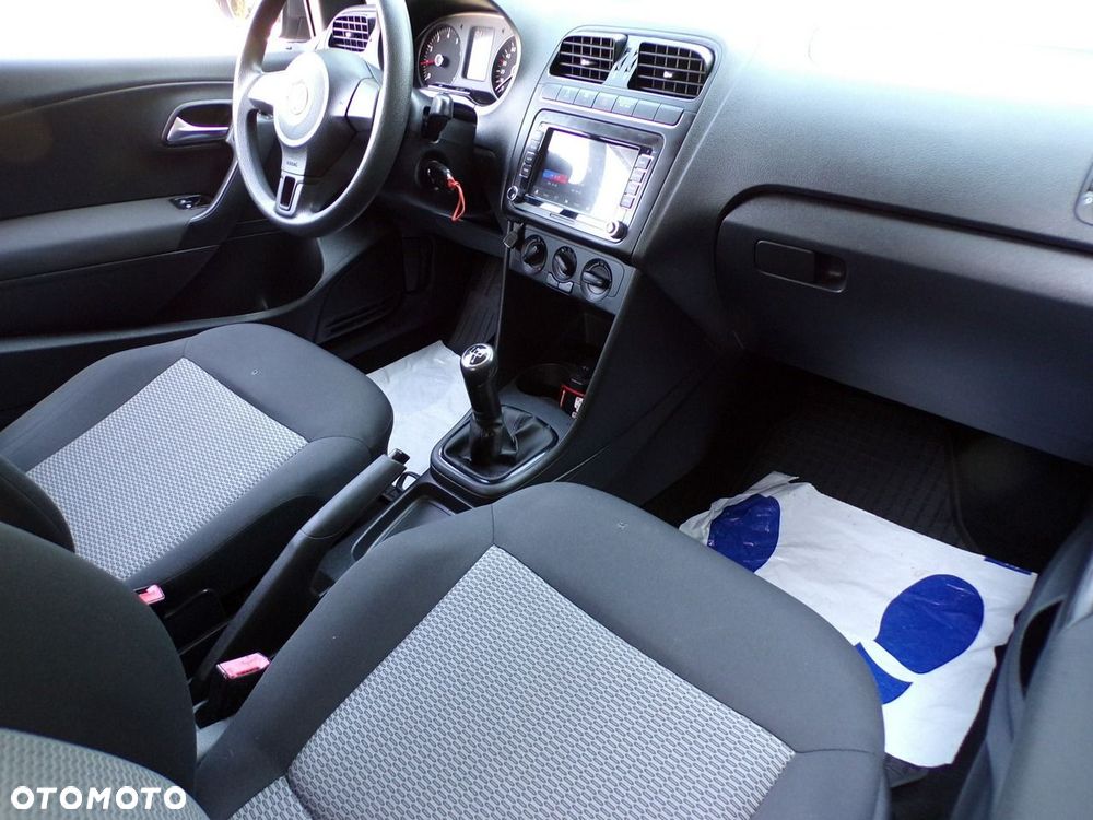 Volkswagen Polo - 23