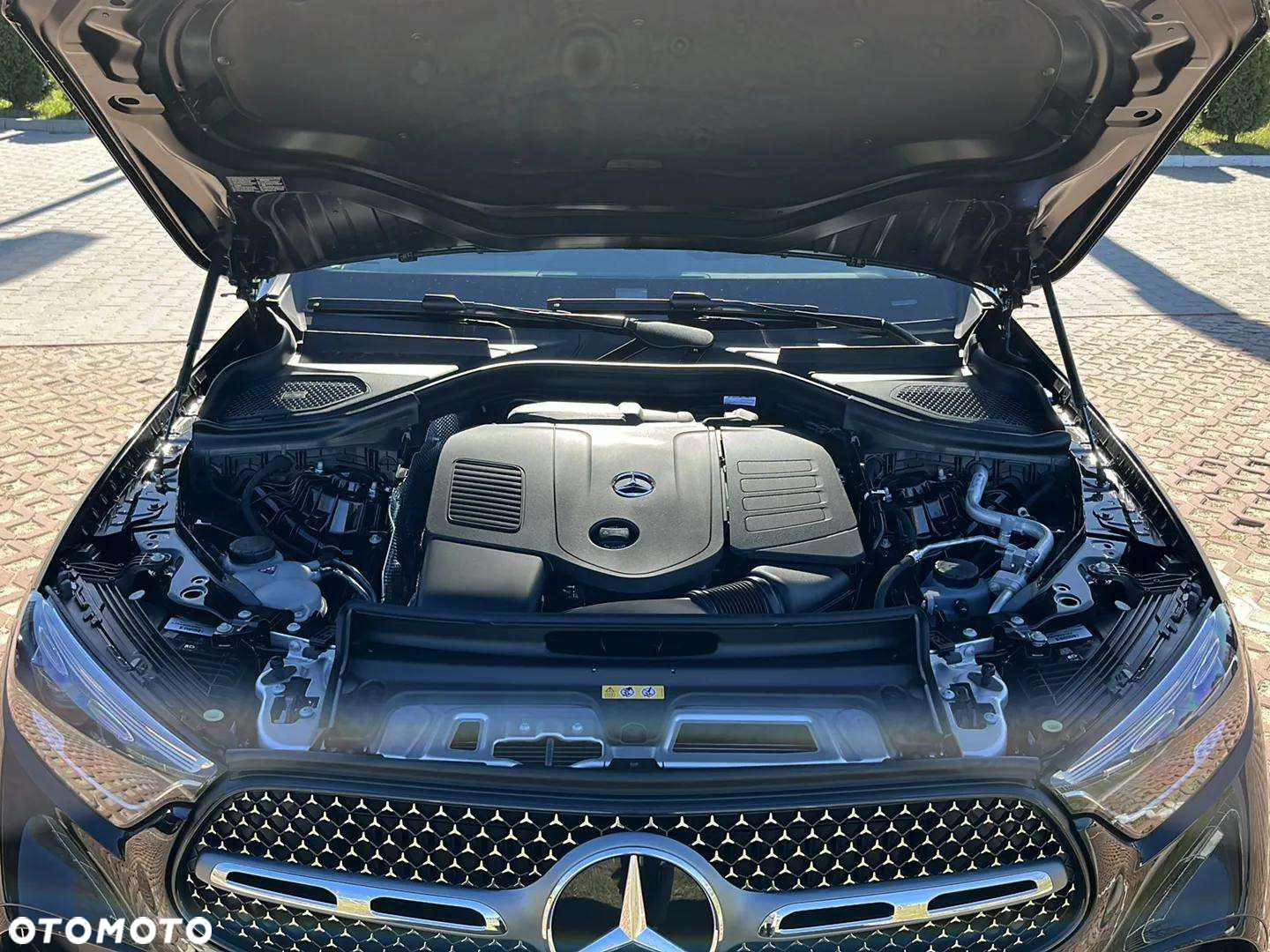 Mercedes-Benz GLC - 17