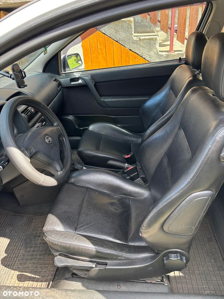 Opel Astra 2000 photo 5