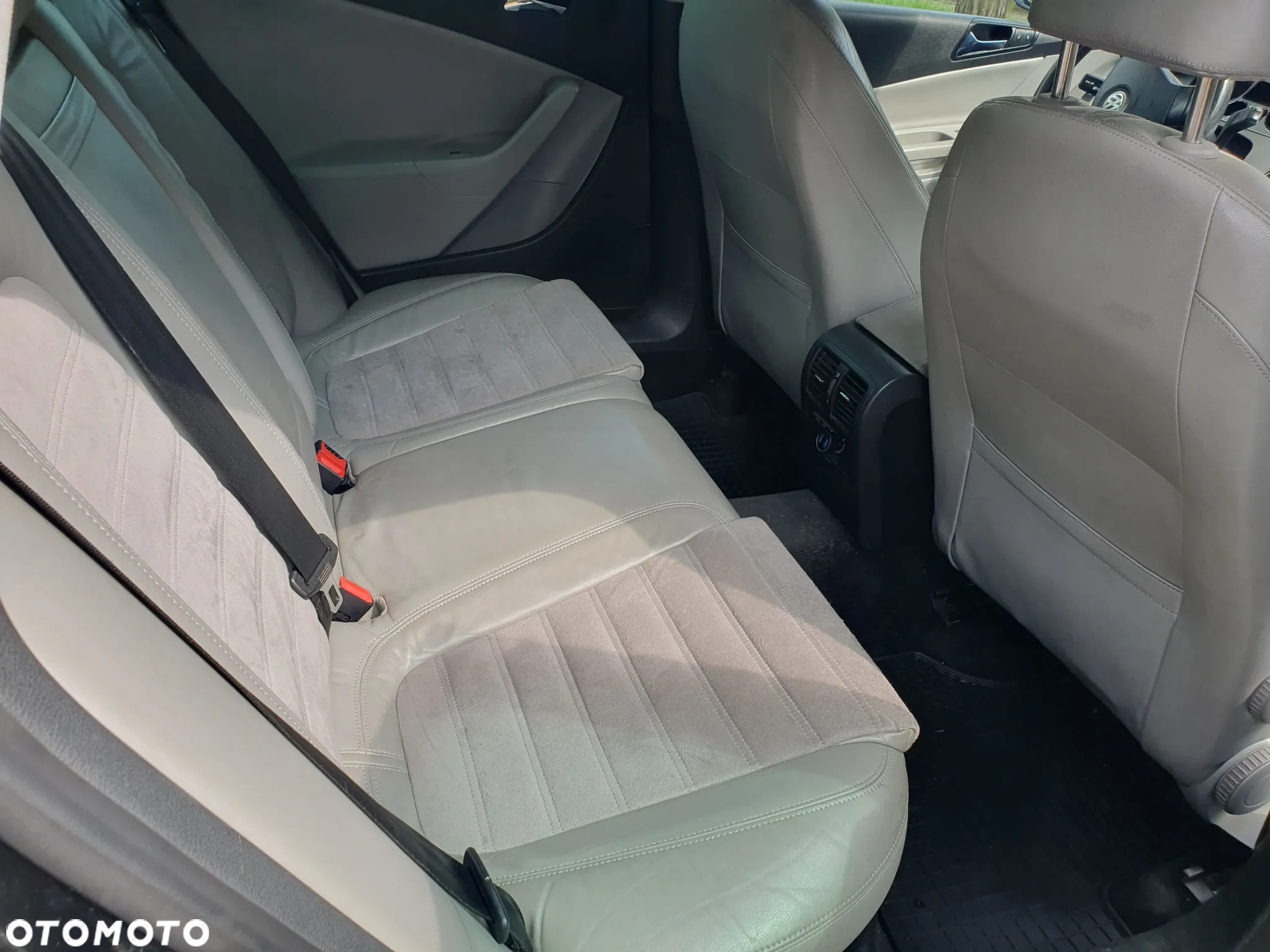 Volkswagen Passat 2.0 TDI 4Mot Highline - 7