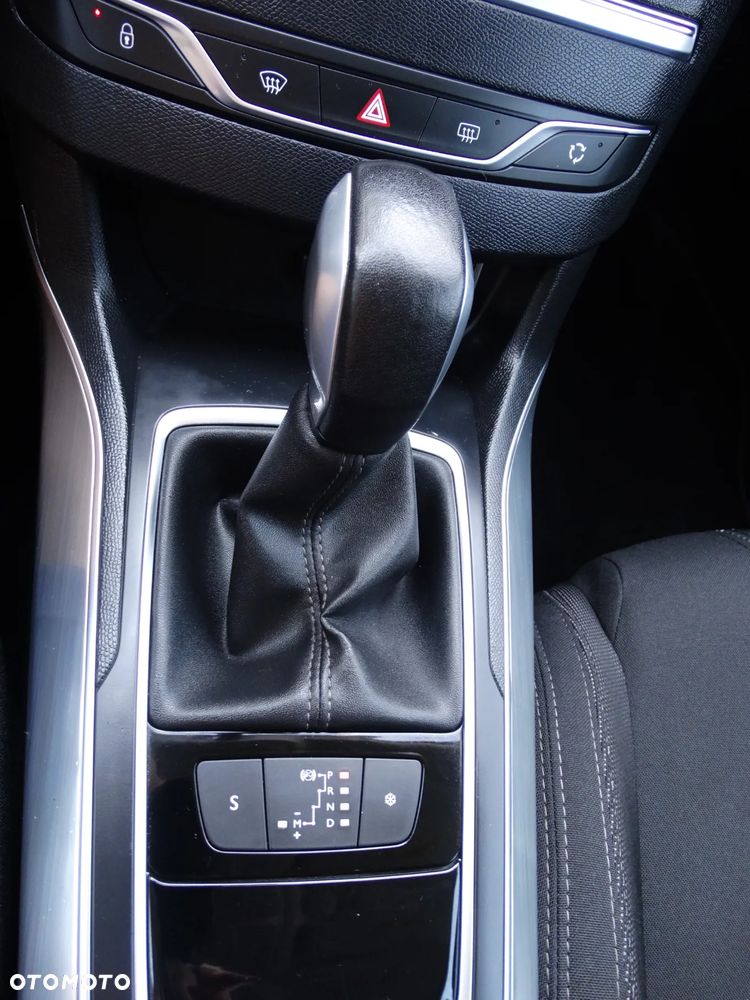 Peugeot 308 BlueHDi FAP 120 EAT6 Stop & Start Allure - 19