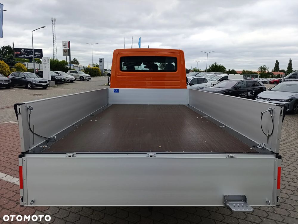 Volkswagen Crafter - 13