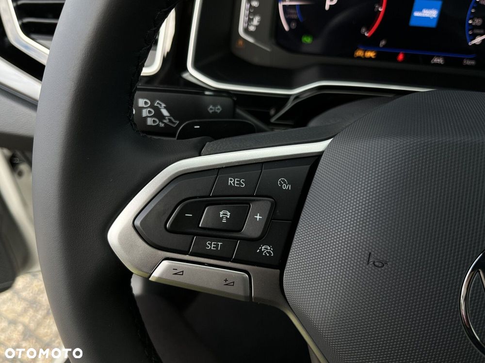 Volkswagen Taigo - 21