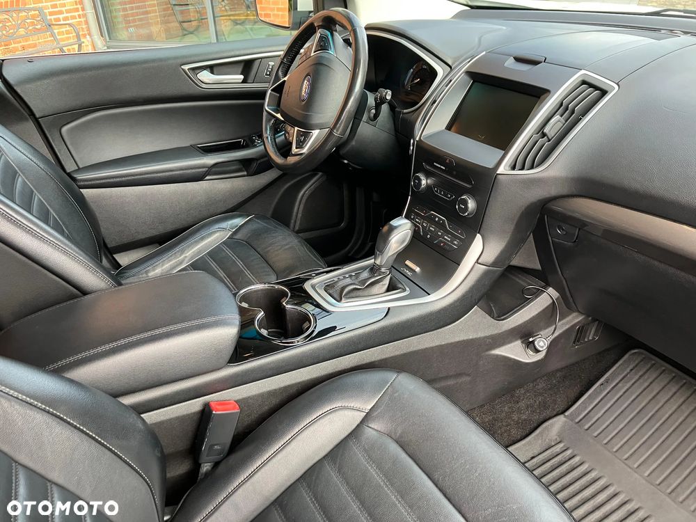 Ford Edge - 9