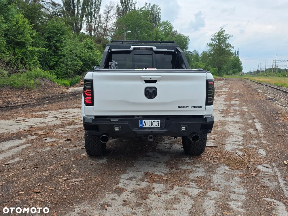 RAM 1500 5.7 Crew Cab Bighorn - 11