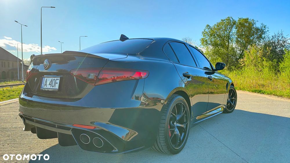 Alfa Romeo Giulia 2.9 Bi Turbo V6 Quadrifoglio - 7