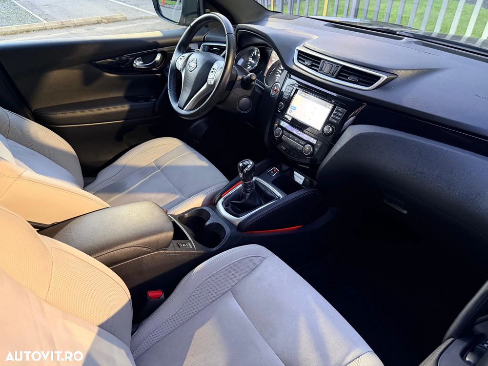 Nissan Qashqai 1.6 DCI ALL-MODE 4x4i TEKNA+ - 6