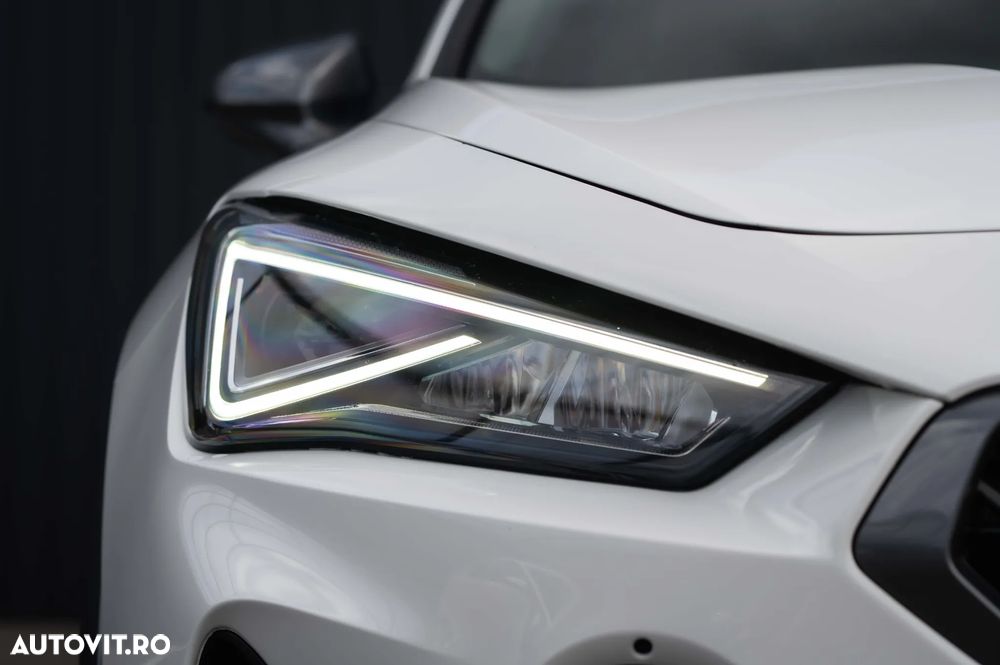 Cupra Formentor 1.4 e-HYBRID PHEV - 11