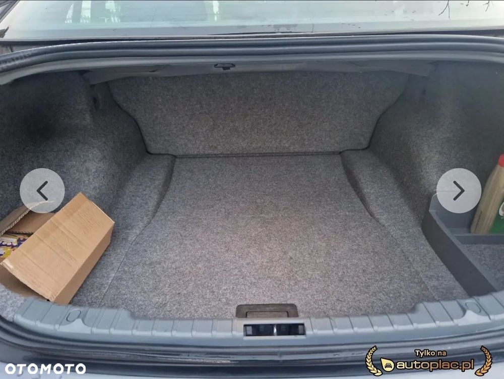 BMW Seria 3 318d - 19