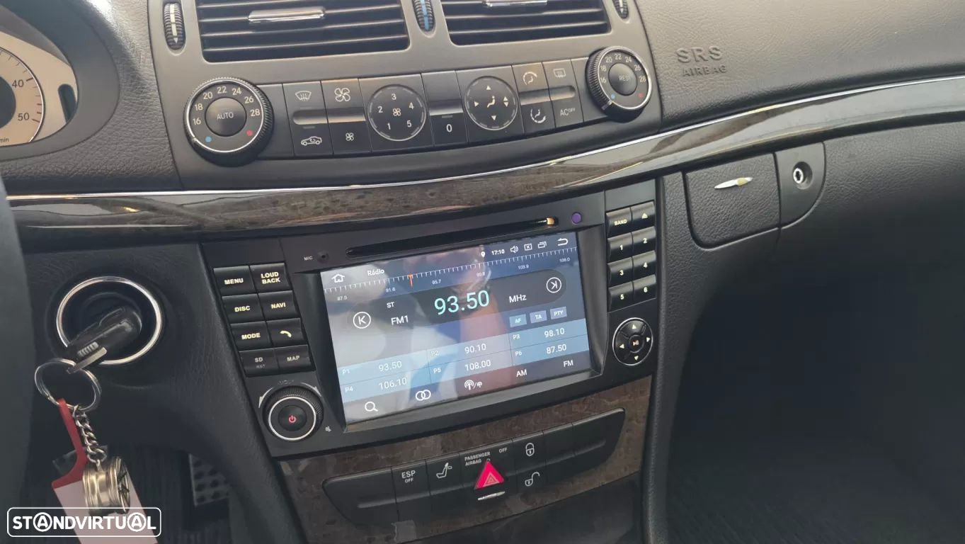 Mercedes-Benz E 220 CDi Avantgarde - 44