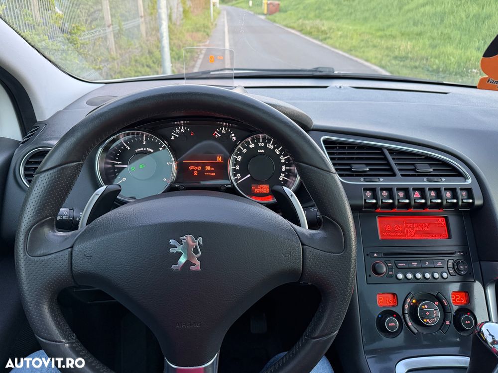 Peugeot 3008 HDi 115 Allure - 13