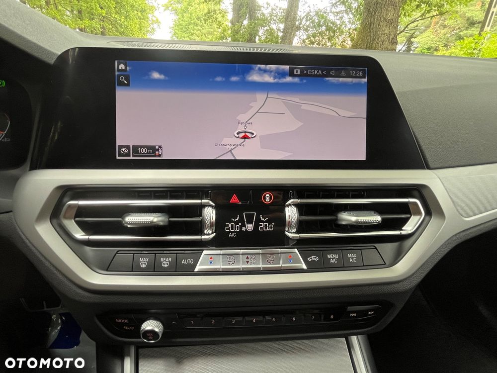 BMW Seria 3 318d Luxury Line Purity - 18