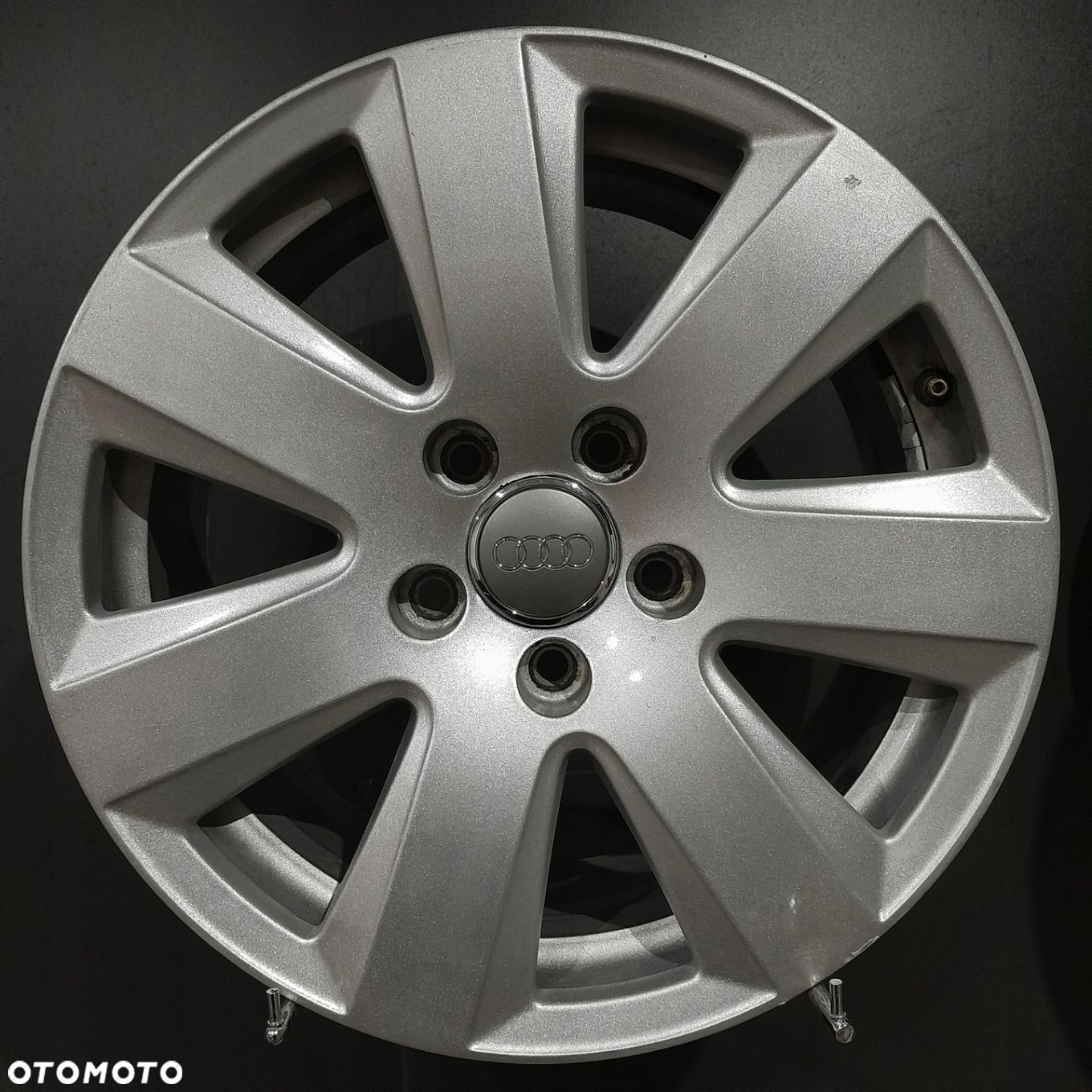 Felgi 16 5x112 Audi A4 B6 B7, A6 C6 OE F504095-5 - 3