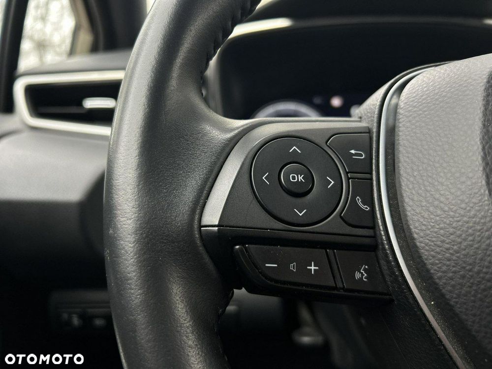 Toyota Corolla - 12