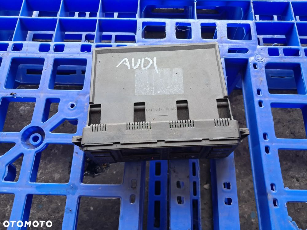 Audi A4 B5 Panel klimatyzacji - 2