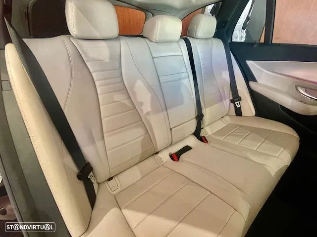 Mercedes-Benz E 300 de Avantgarde - 40