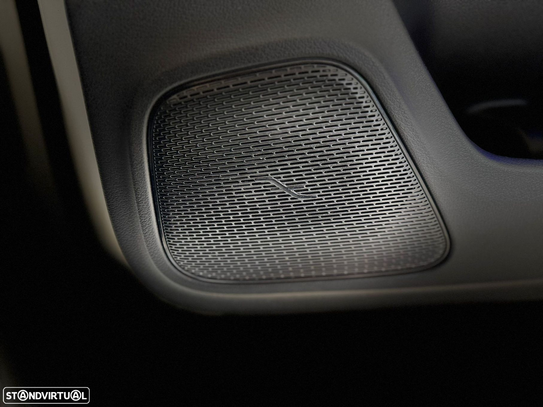 Mercedes-Benz CLA 220 - 23