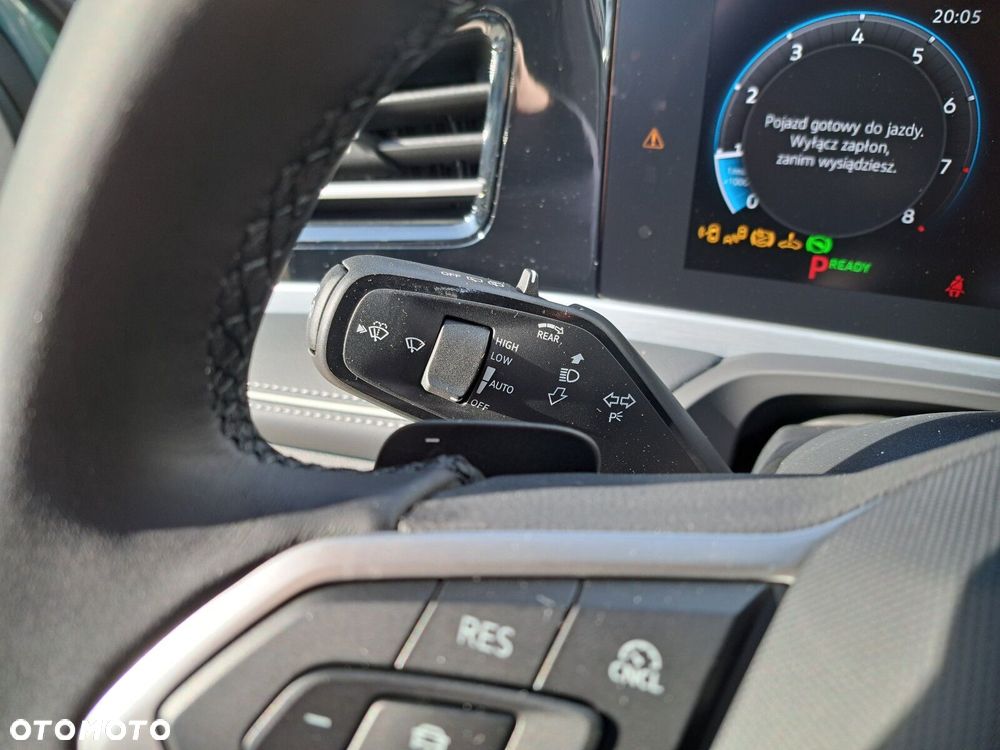 Volkswagen Passat - 20