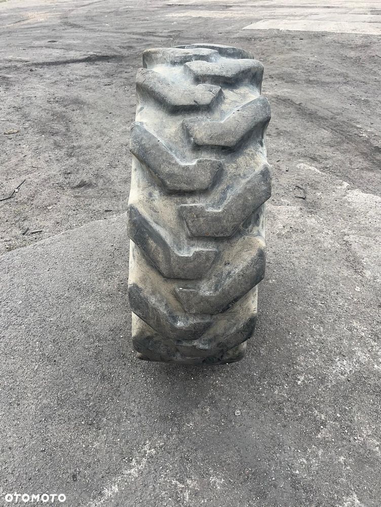 12.5/80-18 BKT AT603 - 2