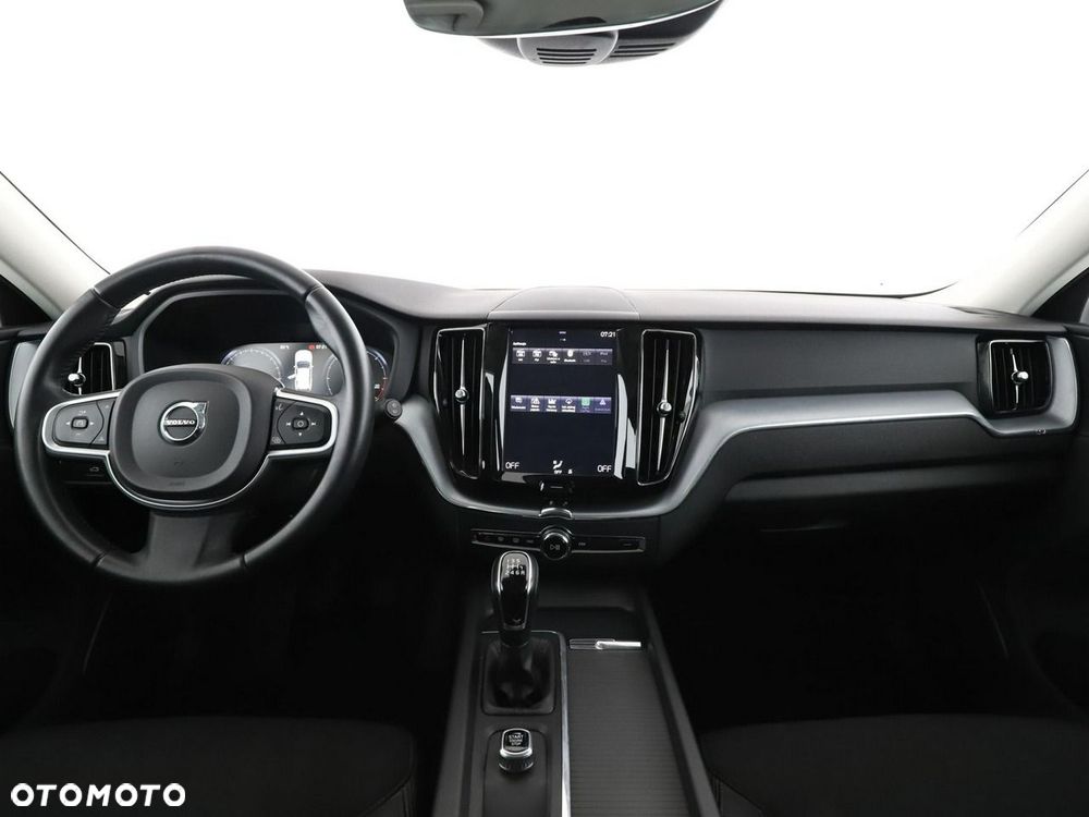 Volvo XC 60 D4 Momentum - 16