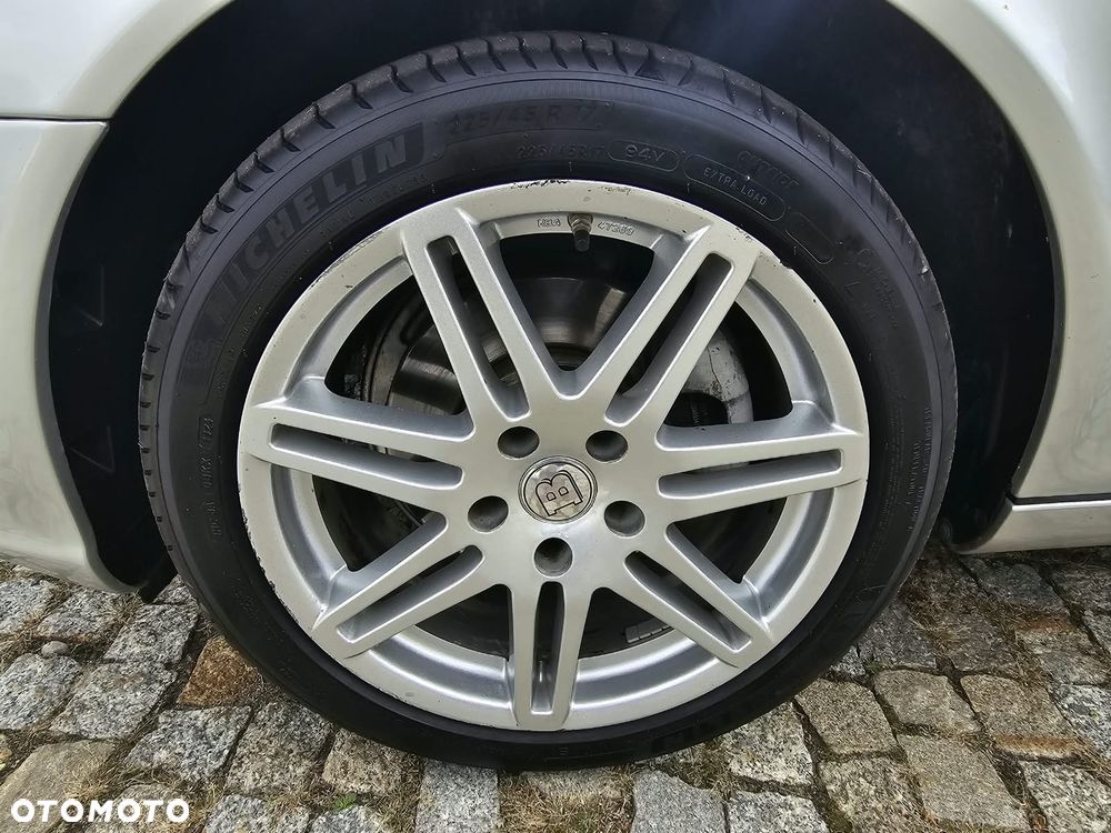Mercedes-Benz Klasa E - 28